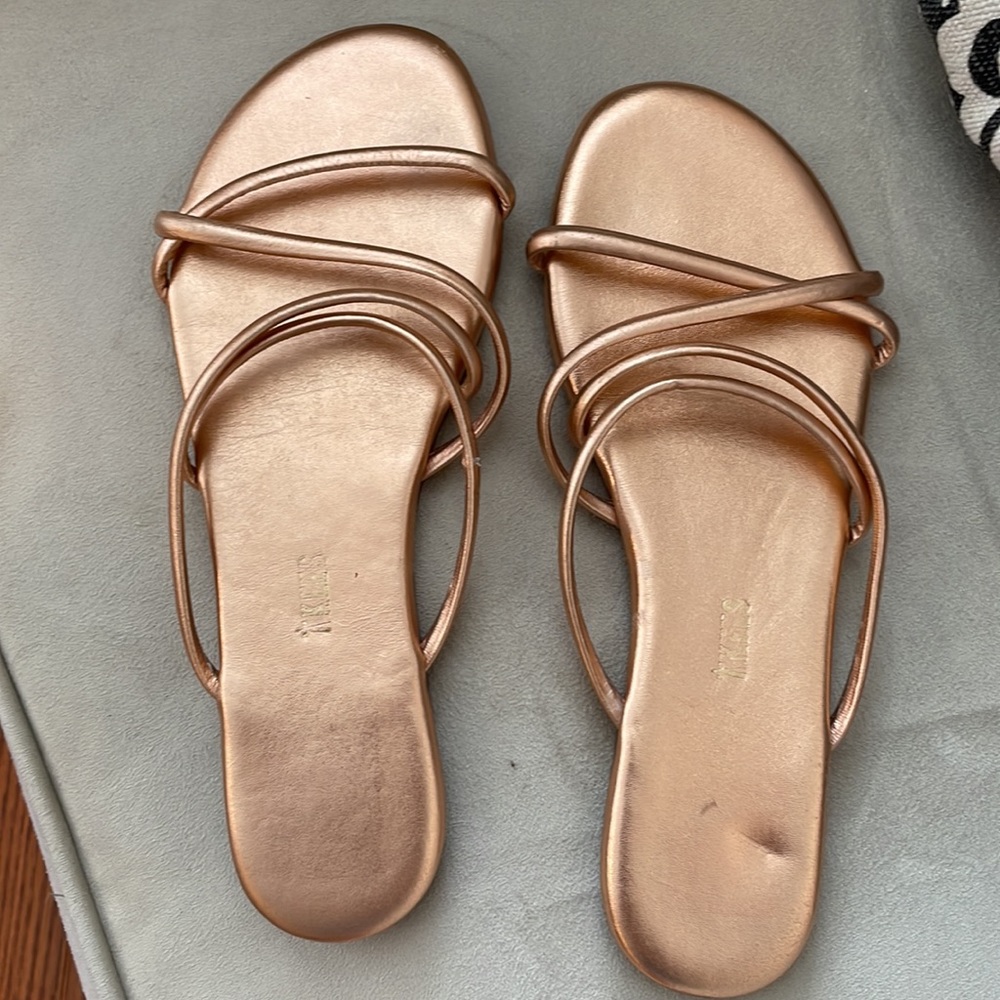 TKEES Cooper colored sz 9 strappy sandals